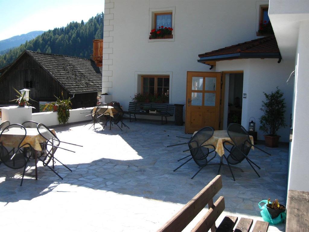 Messnerwirt Onach Villa San Lorenzo di Sebato Bagian luar foto