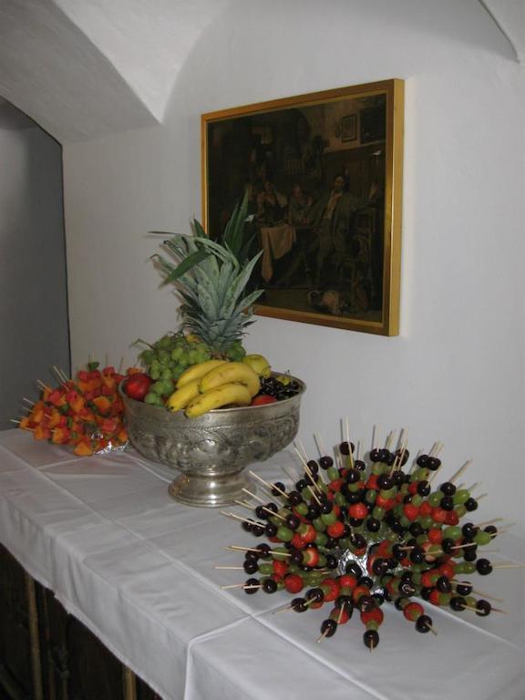 Messnerwirt Onach Villa San Lorenzo di Sebato Bagian luar foto